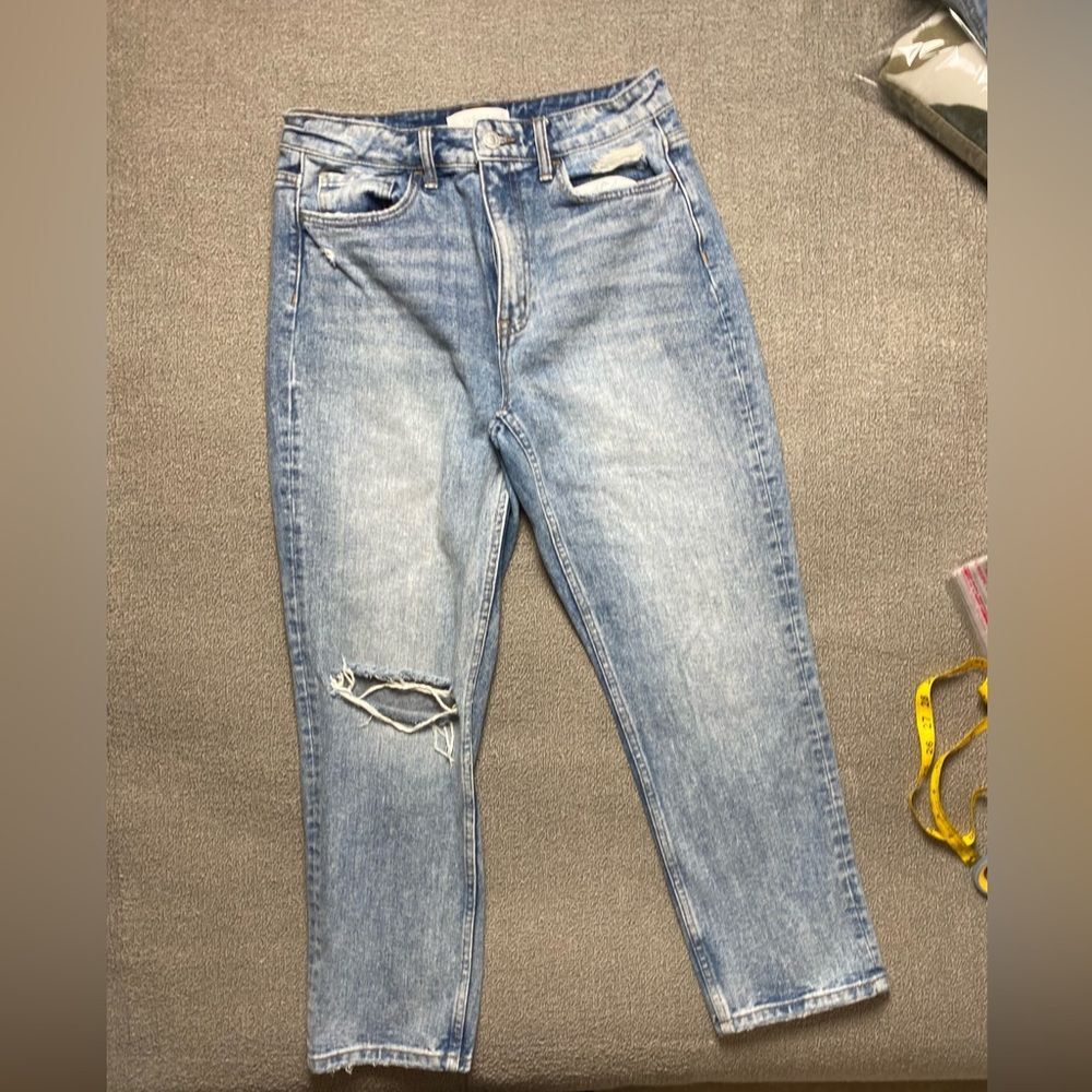 Vervet Blue Women’s Light Wash Denim Distressed Jeans- 100% Cotton